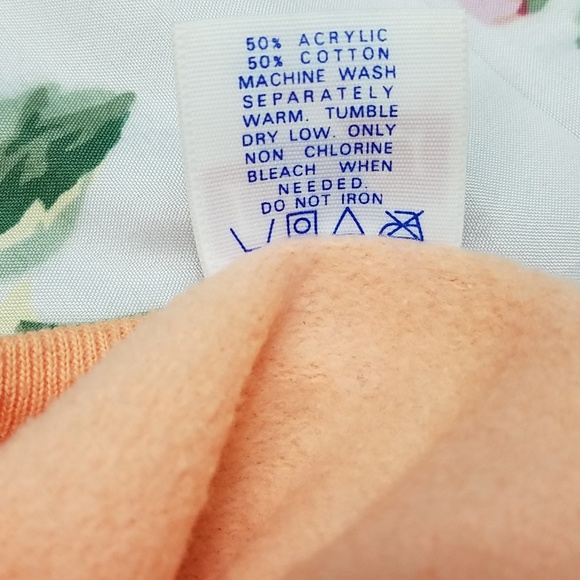 New York-  retro sweater!! - Picture 7 of 8